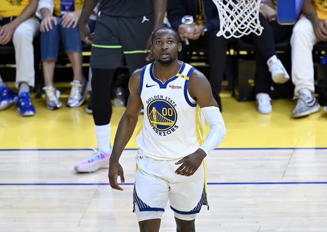 一夜3大消息！湖人补强新目标，快船迎重大利好，实力榜更新