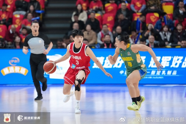 创历史！武汉盛帆女篮球员首次在成年国家队正式比赛登场
